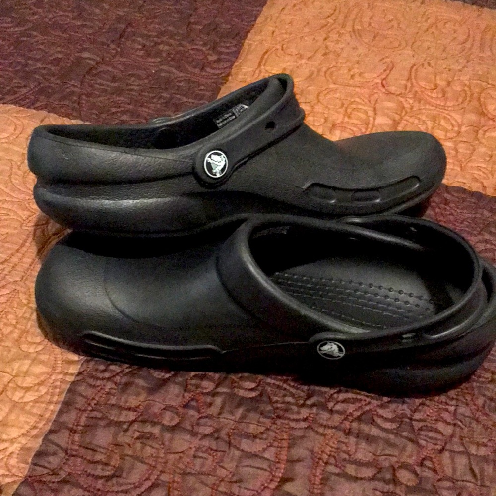 CROCS | WOMENS SZ: 9 VINTAGE STYLE BLACK CROCS